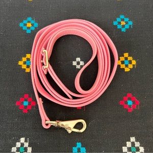 Pure Pink Faux Leather Look Dog Leash in Excellent Preowned Condition